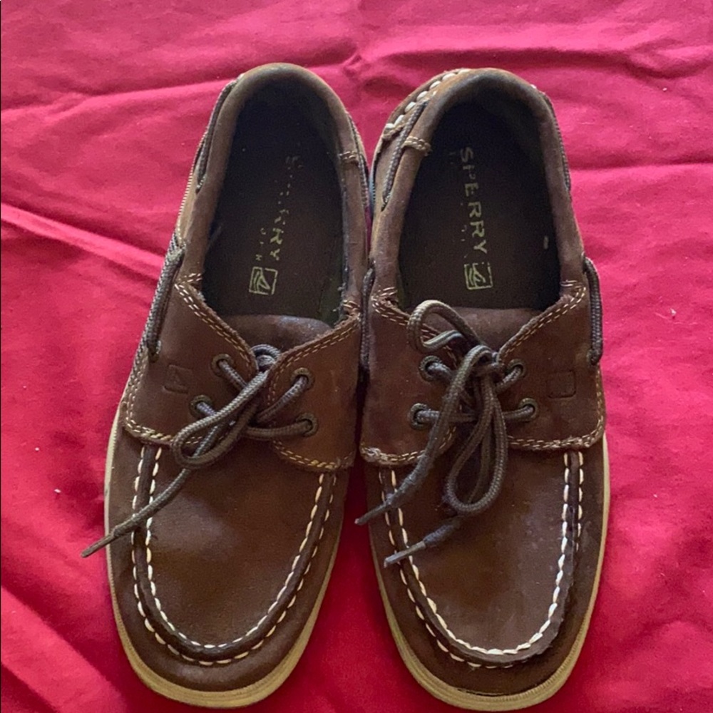 EUC boys Sperrys